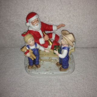 1985 Homco Denim Days " Santa’s Visit " 8924 Hand - Painted Porcelain - Christmas
