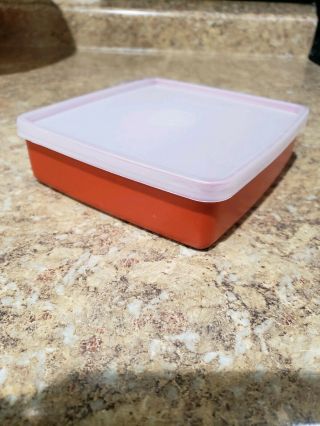 Vintage Tupperware Square - A - Way Sandwich Keeper