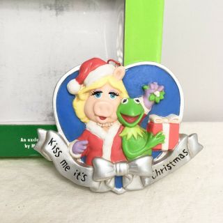 Midwest Of Cannon Falls Kiss Me Kermit And Miss Piggy Ornament