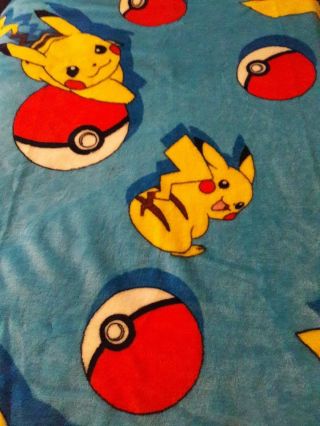 Pokemon Throw Blanket Pokeball Power 2