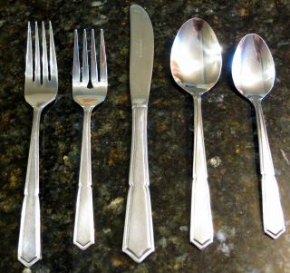 Vintage Stanley Roberts Rogers Co 5pc Place Setting Crestvu Pattern Stainless