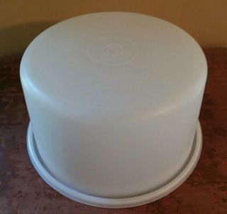 Vintage 10 " Round White Tupperware Cake Carrier Taker Sheer Lid 683 - 7 Lid Only