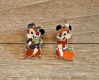 2 Disney Trading Pins Chip & Dale Chipmunks In Thanksgiving Costumes