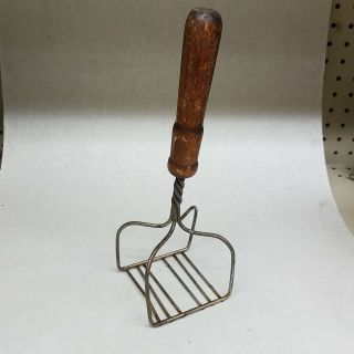 Square Twisted Cage Wire Potato Masher Wood Handle 10 - Inch Long