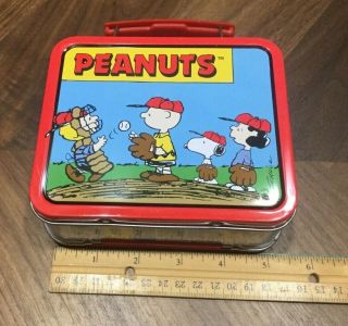 Peanuts Charlie Brown Snoopy Linus Lucy Mini Metal Tin Lunch Box