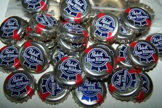 100 Pabst Blue Ribbon Pbr Beer Bottle Caps Red Blue Silver No Dents Shpg