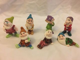 Vintage Disney Japan Snow White And The Seven Dwarfs Porcelain Figurine Set