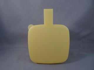 Tupperware Forget Me Not Yellow Sandwich Slice Cheese Keeper 5338a