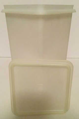 Vintage Tupperware 1314 - 6 USA Cracker Keeper Container with Lid 3