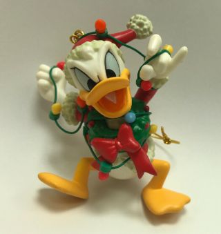 Disney Donald Duck With Christmas Lights 3.  5” Tall Ornament Holiday Grolier