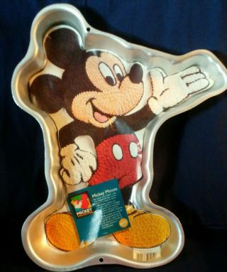 Vintage 1995 Wilton Disney Mickey Mouse Aluminum Cake Pan Great Cond.  W/paper