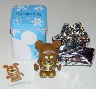 Disney Vinylmation 3 " Park Set 1 Very Merry Christmas Gingerbread Man With Tin