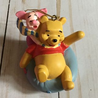 Disney Winnie The Pooh And Piglet Ornament Holiday Christmas Snowtubing (dr)