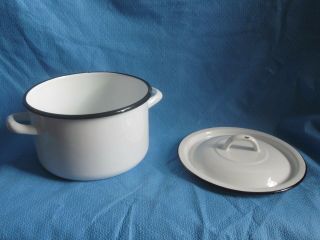 Small Vintage Enamelware Stock Pot w/ Lid White with Black Trim 3 Qt Quart Euc 2