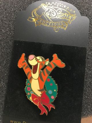 Disney Pin Da Exclusive Pooh Friend Tigger In Christmas Wreath Le 500 Holidays