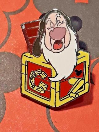 Disney Snow White Dwarf Grumpy Jack In The Box 2009 Hidden Mickey Pin