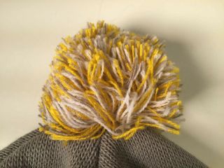 Founders Brewing Winter Pom Ski Cap Hat Beanie Craft Beer Brewery Gray Yellow 3