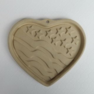 2005 Pampered Chef Stoneware Cookie Mold American Flag Patriotic Heart