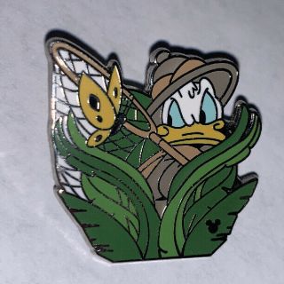 Disney Pin Cast Lanyard Series 3 Donald Duck Safari Butterfly Net Dlr