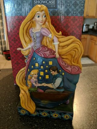 Disney Traditions Jim Shore Tangled Rapunzel Enlightened Love Figurine.