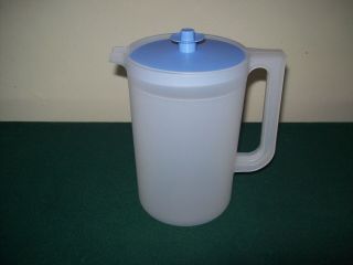 Tupperware 2 Qt.  Pitcher - Clear With Blue Seal