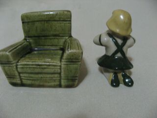 Madison Ceramic Art Girl In A Chair Salt Pepper Shakers 3