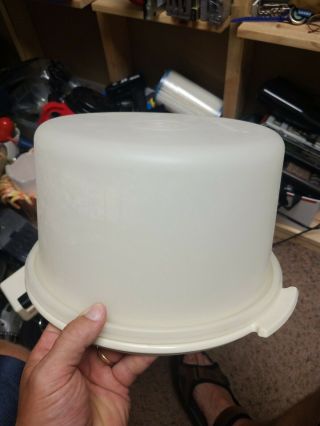 Vintage White Tupperware Round Layer Cake Saver Carrier White Cover No Strap