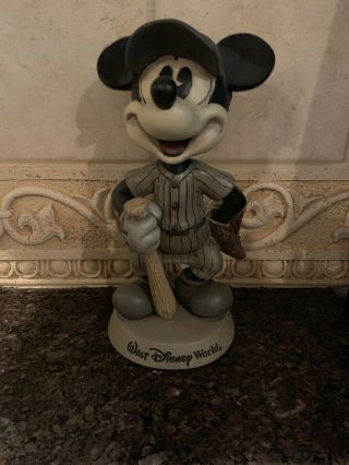 Walt Disney World Mickey Mouse Nodder Bobblehead Bobble Head Baseball Figure Wdw