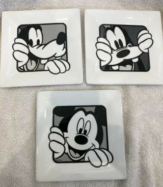 Disney Mickey Mouse Goofy Pluto Plates Set Of 3 Square W Wall Hangers 5.  5 Inch