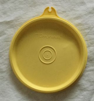 Light Yellow Tupperware 215 - 47 “a” Replacement Lid For Hamburger Keeper