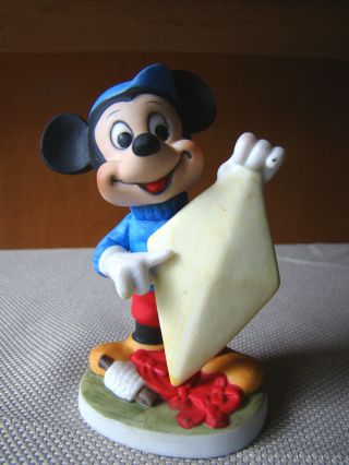 Vintage Mickey Mouse Flying Kite Figurine - Walt Disney Productions M4