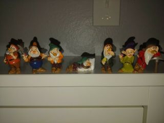 Disney Mini Figurines Snow White And The Seven Dwarfs Sleepy Sneezy Bashful Etc