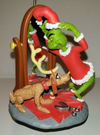 Hallmark Ornament 2004 How The Grinch Stole Christmas " The Grinch And Max "
