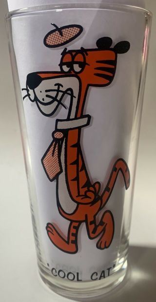 Vintage 1973 Warner Brothers Looney Tunes Pepsi Glass Cool Cat Side Logo