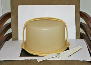 Vintage Tupperware Cake Taker/carrier 684/683 W/handle & Slicer Harvest Gold
