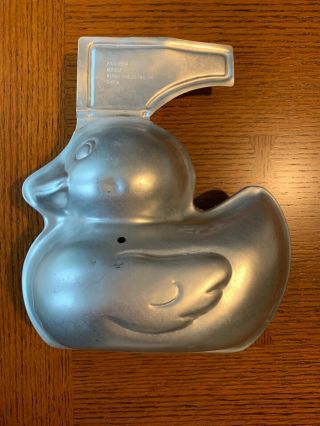 2002 Wilton 3 - D Rubber Duck Ducky Cake Pan Mold Easter Birthday Baby 2105 - 2094