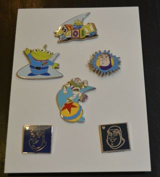 6 Walt Disney Trading Pins - Toy Story - Buzz And Alien