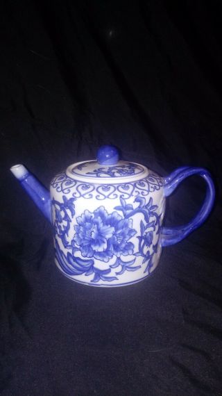 Vintage Bombay Company Blue And White Fine Porcelain Tea Pot With Lid