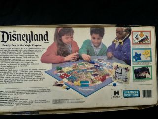 1990 Parker Brothers Disneyland Family Fun In The Magic Kingdom Board Game