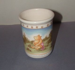 Vintage Disney Classic Winnie The Pooh Ceramic Glass 3 1/2 " Tall