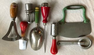 Vintage Red / Green Wood Handles Kitchen Utensils