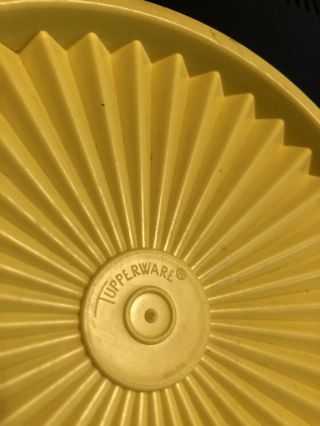 Tupperware 810 - 6 Round Servalier YELLOW 5 3/4” Replacement Lid 810 - 24 810 - 21 2