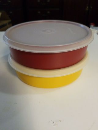 Vintage Tupperware 1405 Set Of 2 Cereal Salad Bowls W/sheer Lids Yellow Red