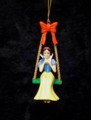 Disney Christmas Ornament Snow White 26231 128 Made By Grolier China