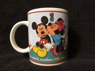 Walt Disney Minnie Mickey Mouse Happy Holidays Coffee Mug Cup Land Christmas Tea
