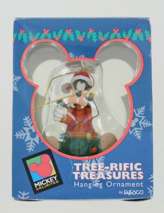 Disney & Enesco Mickey Unlimited Ornament - Goofy With Christmas Lights