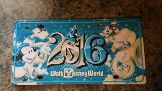Walt Disney World Metal Car License Plate Mickey Donald Duck Goofy Pluto Blue