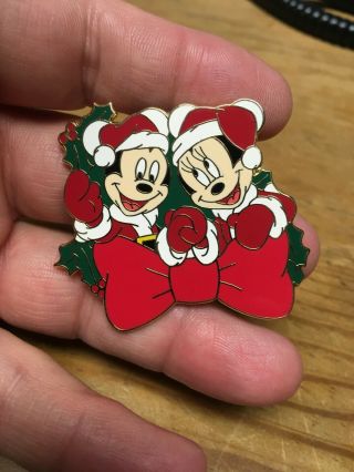 Disney Pin - 12 Months Of Magic - Christmas Wreath Set (mickey And Minnie)