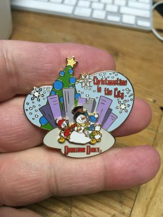 Disney Pin - Christmastime In The City - Huey,  Dewey And Louie (3d)