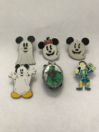 Disney Collectible Trading Pins.  6 Piece Minnie Mickey Mouse Ghost Halloween
